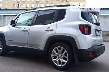 Позашляховик / Кросовер Jeep Renegade 2015 в Києві