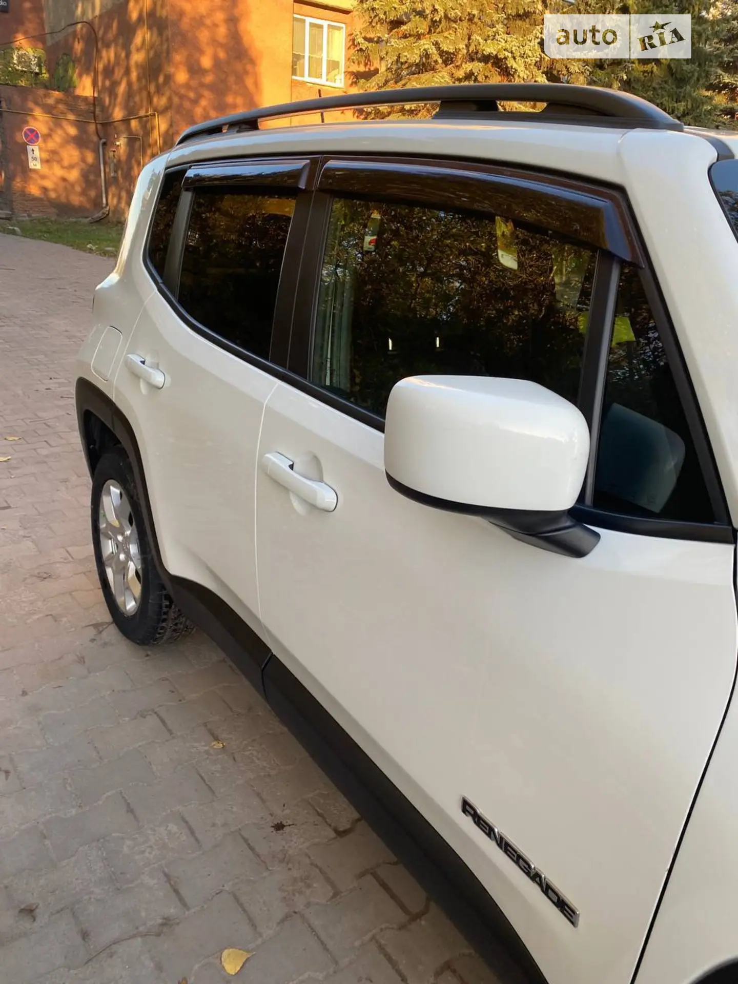 2018 Jeep Renegade - мініатюра 8