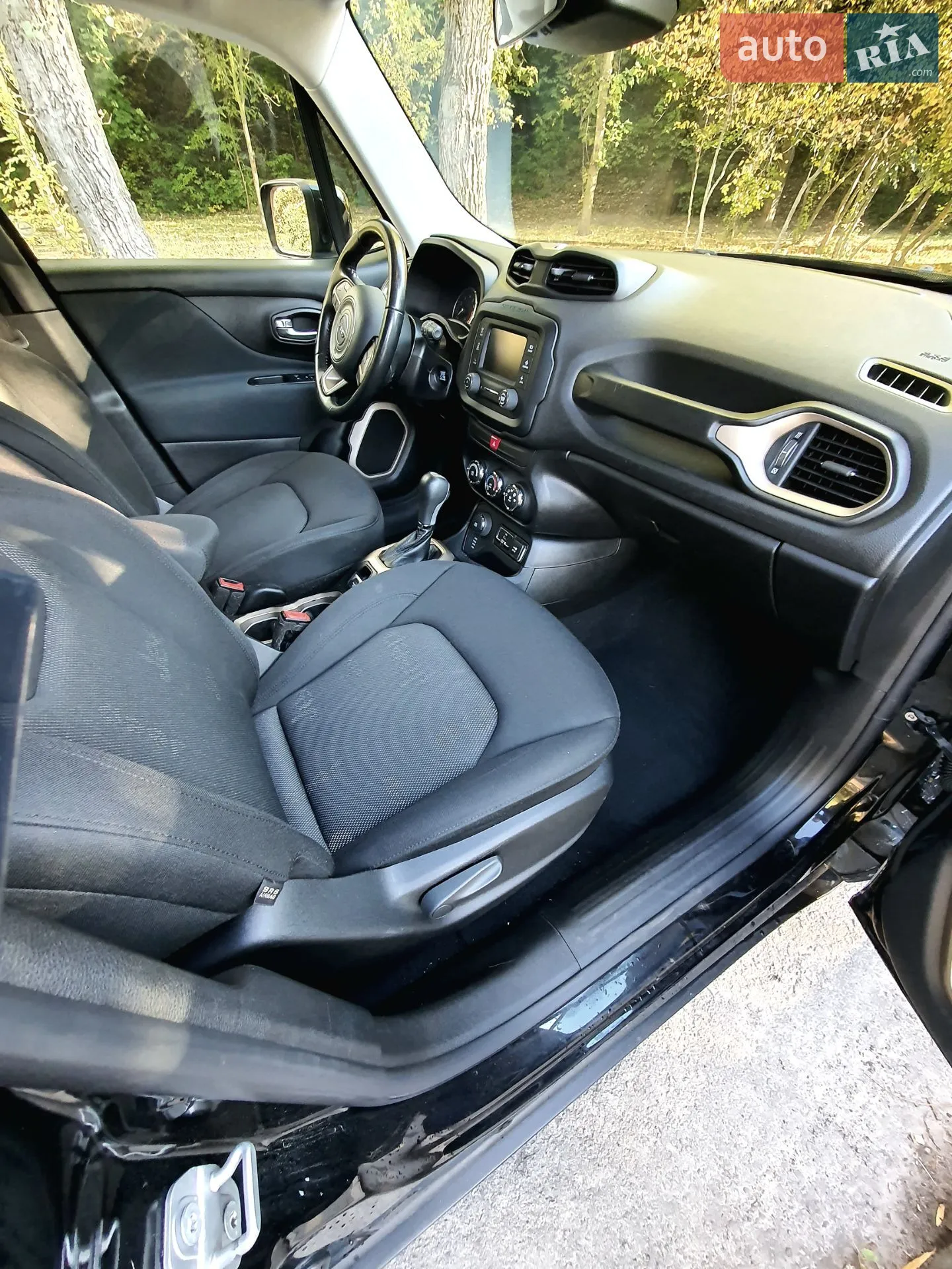 2016 Jeep Renegade - мініатюра 11