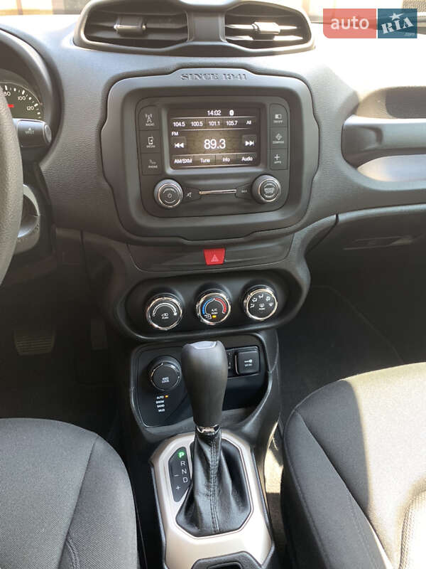 Внедорожник / Кроссовер Jeep Renegade 2017 в Харькове