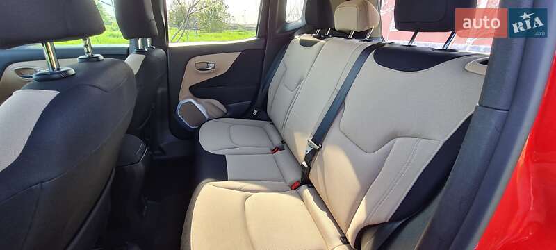 Позашляховик / Кросовер Jeep Renegade 2015 в Харкові