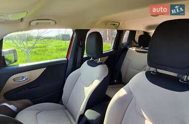 Внедорожник / Кроссовер Jeep Renegade 2015 в Харькове