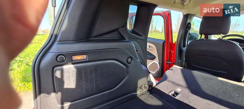 Позашляховик / Кросовер Jeep Renegade 2015 в Харкові