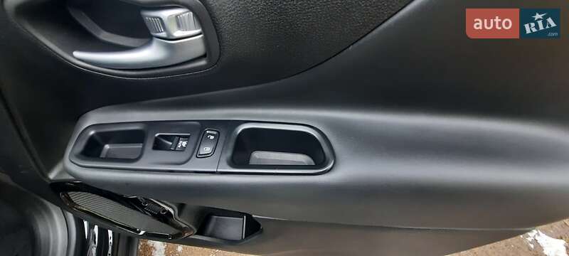 Позашляховик / Кросовер Jeep Renegade 2018 в Івано-Франківську