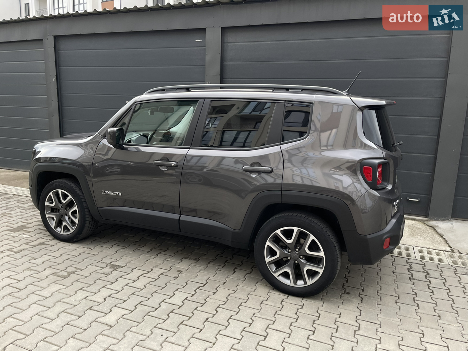 2017 Jeep Renegade - мініатюра 24