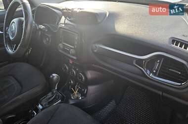 Внедорожник / Кроссовер Jeep Renegade 2016 в Чернигове