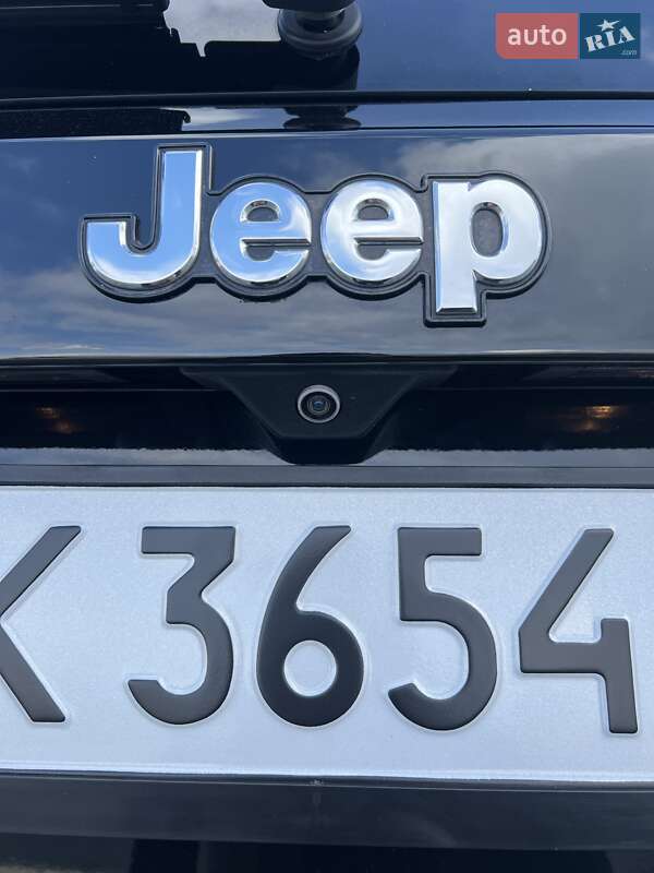 Внедорожник / Кроссовер Jeep Renegade 2016 в Ровно