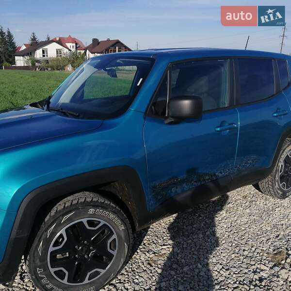 Позашляховик / Кросовер Jeep Renegade 2020 в Івано-Франківську