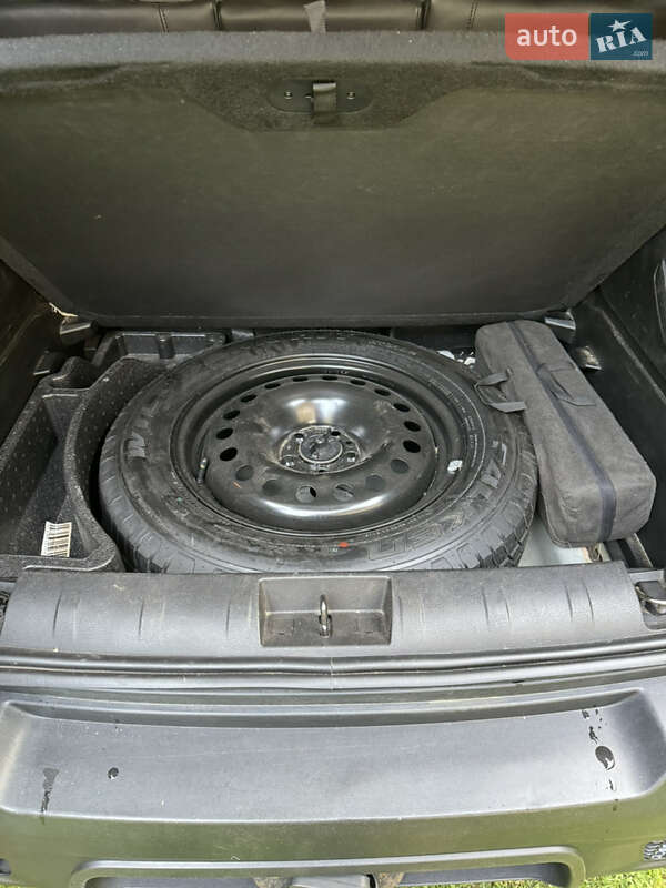 Позашляховик / Кросовер Jeep Renegade 2016 в Міжгір'ї