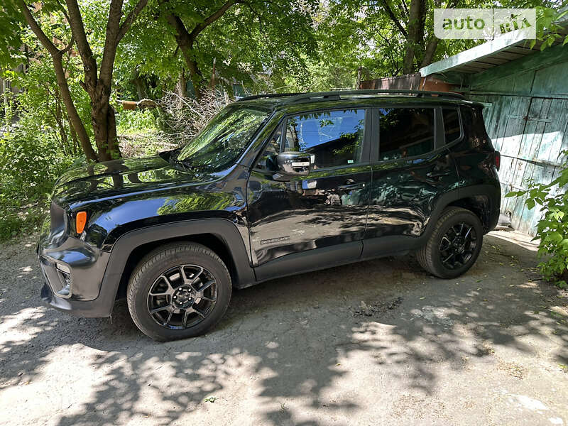 Внедорожник / Кроссовер Jeep Renegade 2020 в Львове