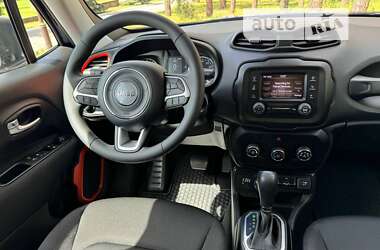 Внедорожник / Кроссовер Jeep Renegade 2020 в Киеве