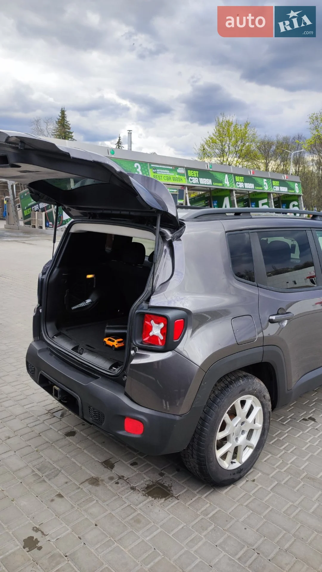 2019 Jeep Renegade - мініатюра 7