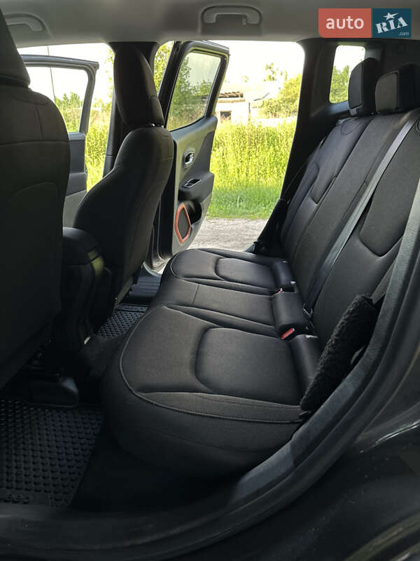 Позашляховик / Кросовер Jeep Renegade 2018 в Сумах