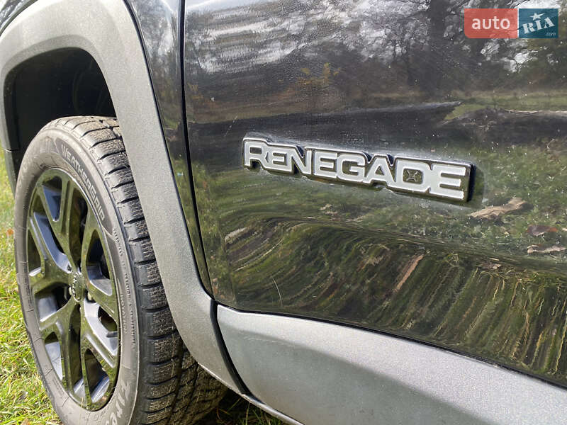 Позашляховик / Кросовер Jeep Renegade 2017 в Полтаві