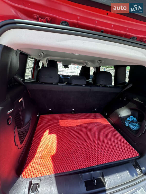 Внедорожник / Кроссовер Jeep Renegade 2018 в Кривом Роге