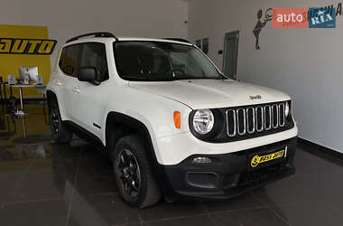 Внедорожник / Кроссовер Jeep Renegade 2016 в Червонограде