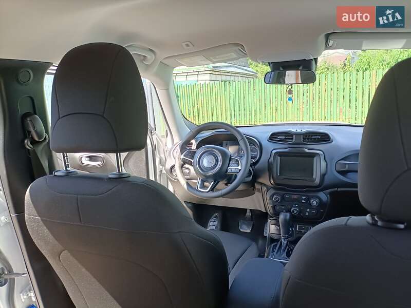 Позашляховик / Кросовер Jeep Renegade 2021 в Василькові