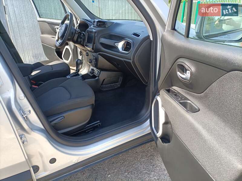 Позашляховик / Кросовер Jeep Renegade 2021 в Василькові