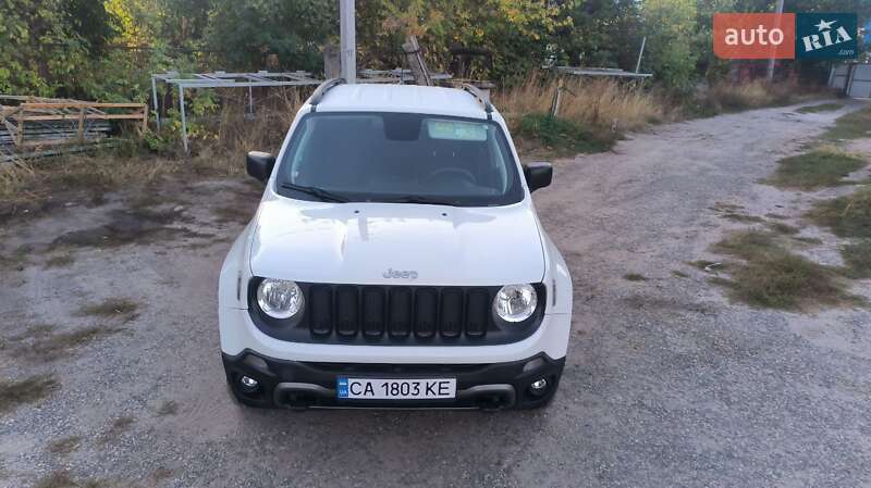 Внедорожник / Кроссовер Jeep Renegade 2018 в Смеле