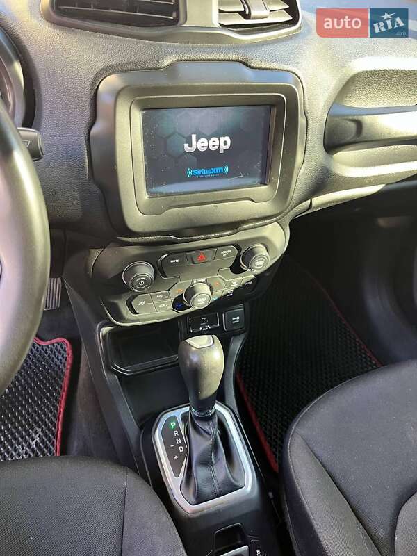 Внедорожник / Кроссовер Jeep Renegade 2018 в Ирпене