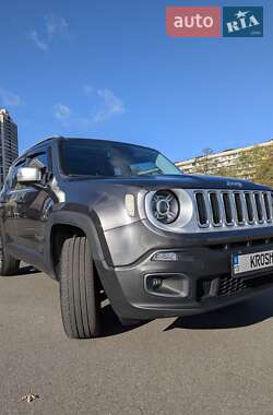 Внедорожник / Кроссовер Jeep Renegade 2016 в Киеве