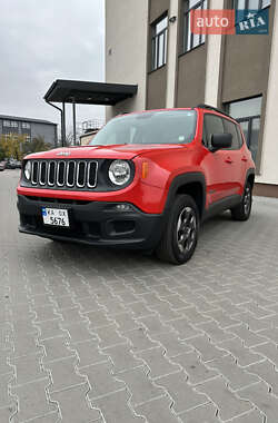 Внедорожник / Кроссовер Jeep Renegade 2016 в Киеве