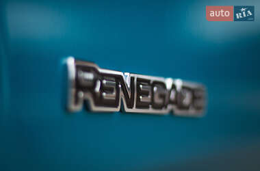 Позашляховик / Кросовер Jeep Renegade 2020 в Києві