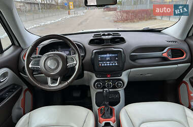 Внедорожник / Кроссовер Jeep Renegade 2016 в Киеве