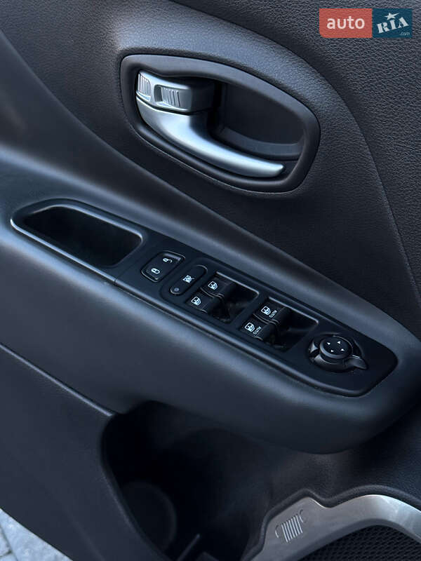 Позашляховик / Кросовер Jeep Renegade 2019 в Южноукраїнську