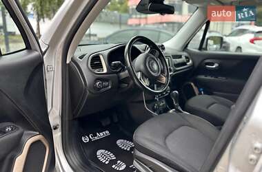 Позашляховик / Кросовер Jeep Renegade 2017 в Чернівцях