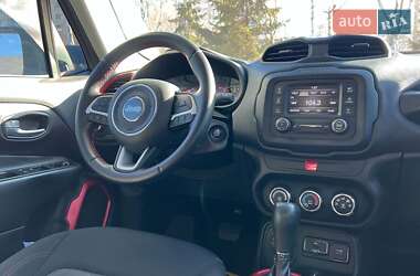 Позашляховик / Кросовер Jeep Renegade 2017 в Львові