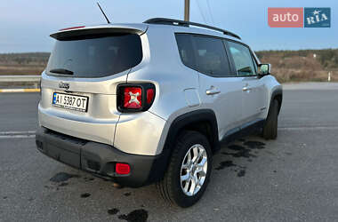 Внедорожник / Кроссовер Jeep Renegade 2016 в 