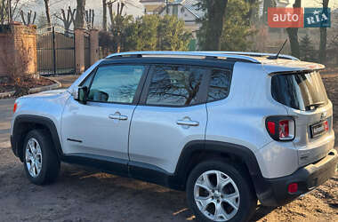 Внедорожник / Кроссовер Jeep Renegade 2015 в Киеве