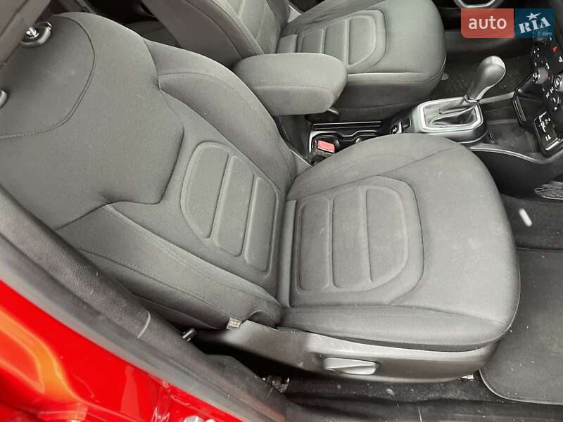 Внедорожник / Кроссовер Jeep Renegade 2018 в Одессе фото 24 Внедорожник / Кроссовер Jeep Renegade 2018 в Одессе