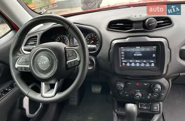 Внедорожник / Кроссовер Jeep Renegade 2018 в 