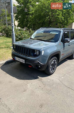 Позашляховик / Кросовер Jeep Renegade 2016 в Києві