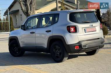 Внедорожник / Кроссовер Jeep Renegade 2016 в Львове