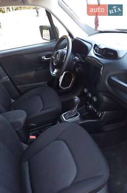Позашляховик / Кросовер Jeep Renegade 2019 в 