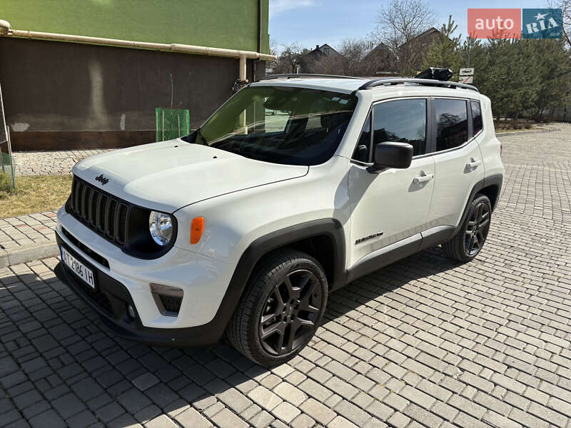 Позашляховик / Кросовер Jeep Renegade 2021 в 