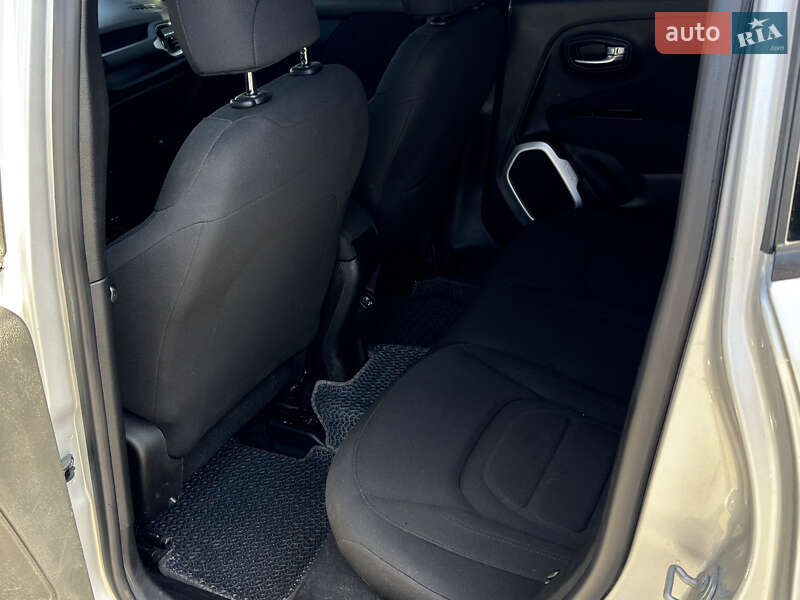 Внедорожник / Кроссовер Jeep Renegade 2018 в Чемеровцах