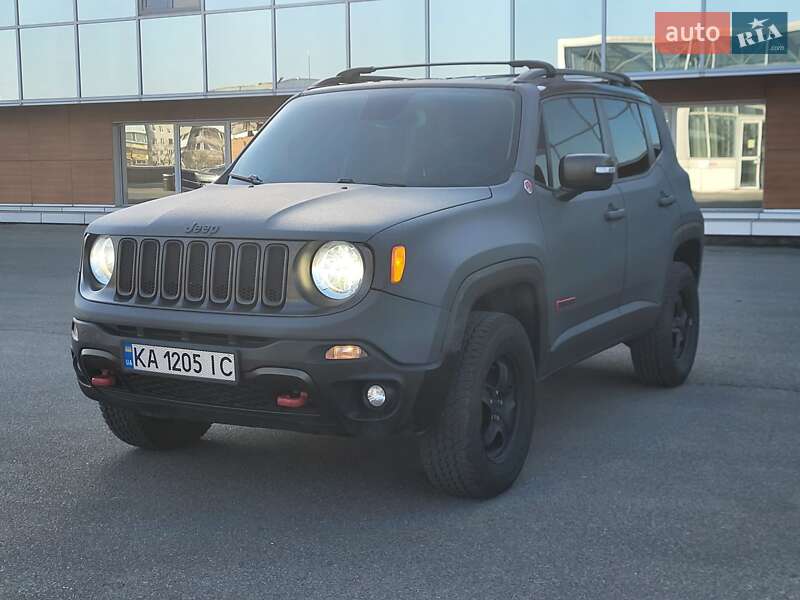 Позашляховик / Кросовер Jeep Renegade 2016 в Києві