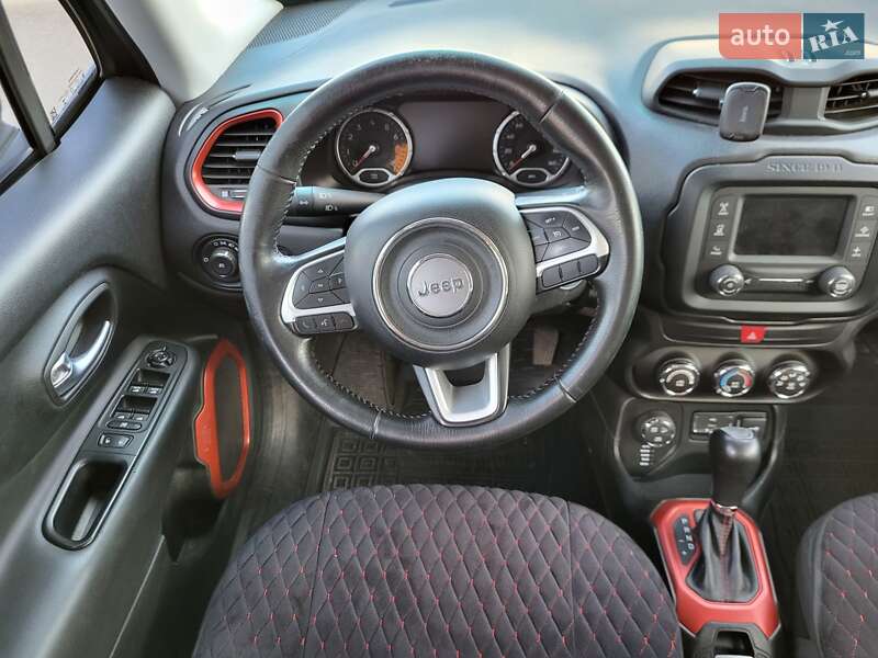 Позашляховик / Кросовер Jeep Renegade 2016 в Києві