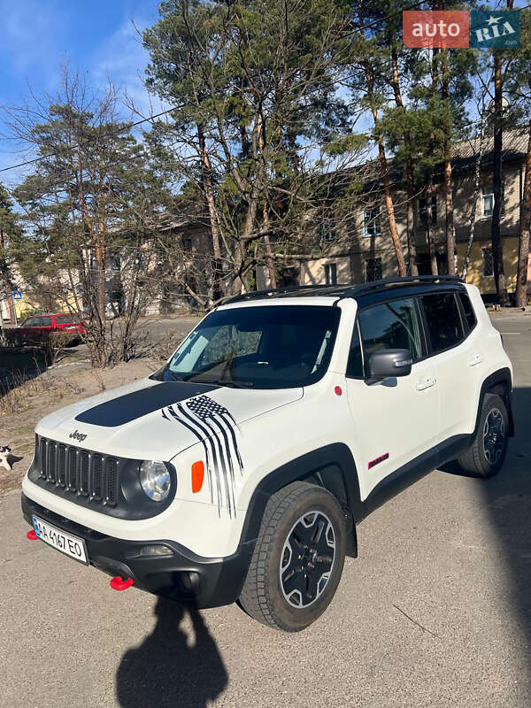 Внедорожник / Кроссовер Jeep Renegade 2016 в Киеве