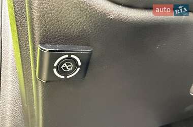 Внедорожник / Кроссовер Jeep Renegade 2018 в 