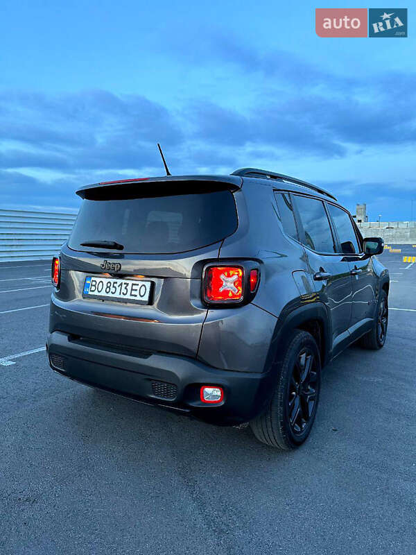 Внедорожник / Кроссовер Jeep Renegade 2017 в Львове