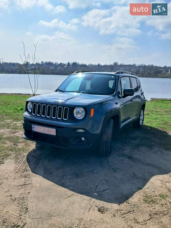 Внедорожник / Кроссовер Jeep Renegade 2018 в Валках
