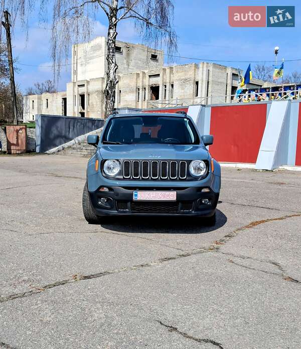 Внедорожник / Кроссовер Jeep Renegade 2018 в Валках