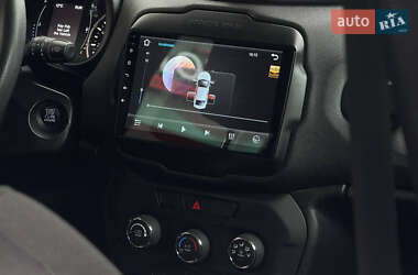 Внедорожник / Кроссовер Jeep Renegade 2018 в 
