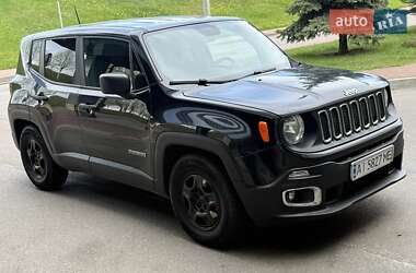 Позашляховик / Кросовер Jeep Renegade 2015 в 