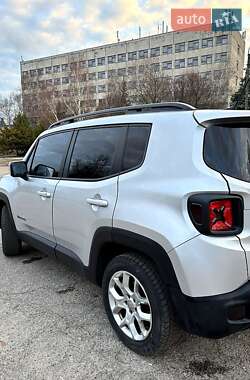 Внедорожник / Кроссовер Jeep Renegade 2015 в 